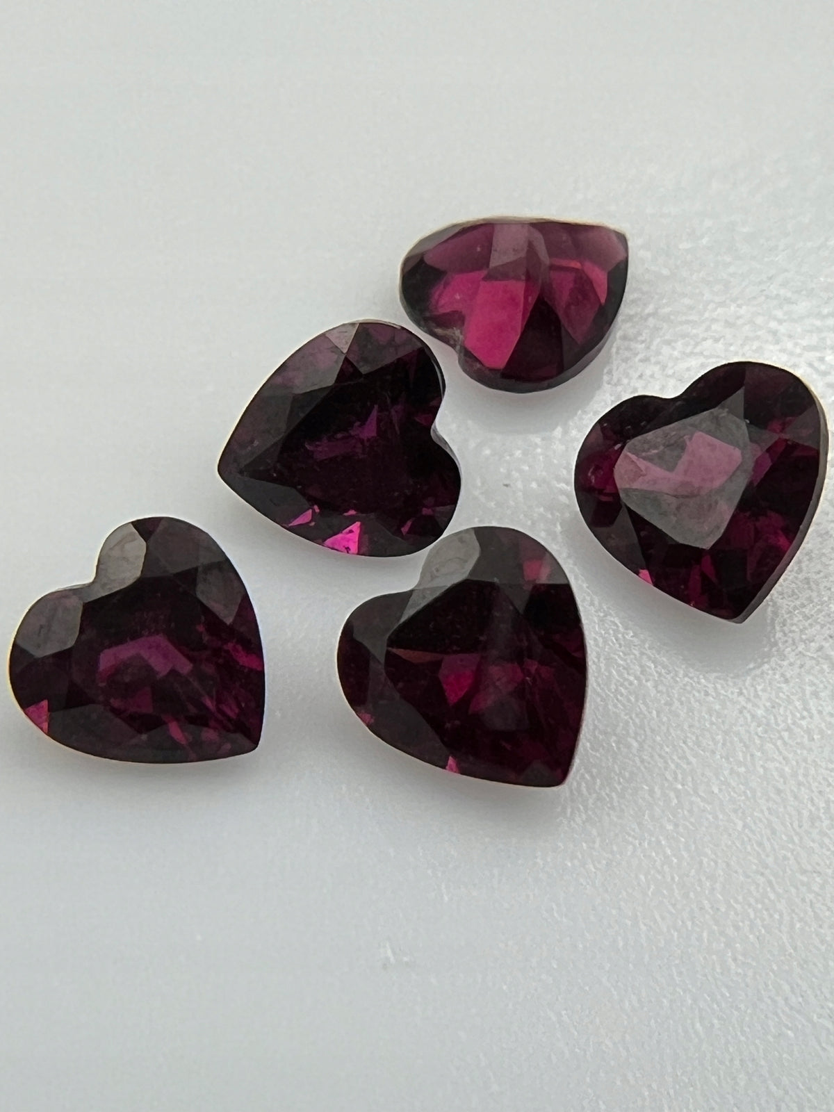 GRANAT PURPUROWY RODOLIT SERCE 6X6 mm
