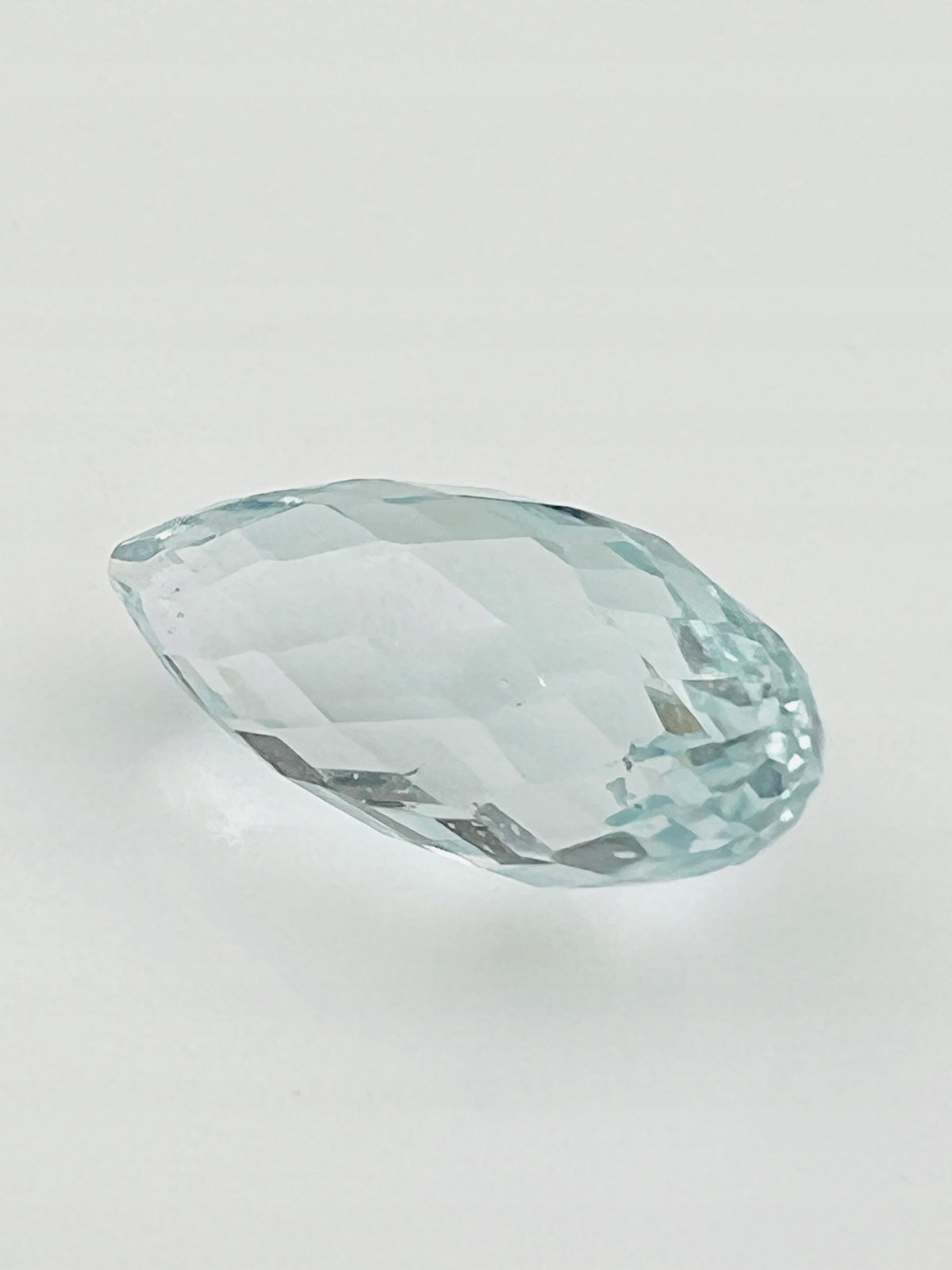 TOPAZ SKY KROPLA 27,76 CT
