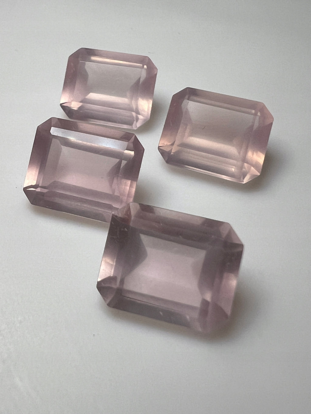 KWARC RÓŻOWY OŚMIOKĄT 12x10 mm