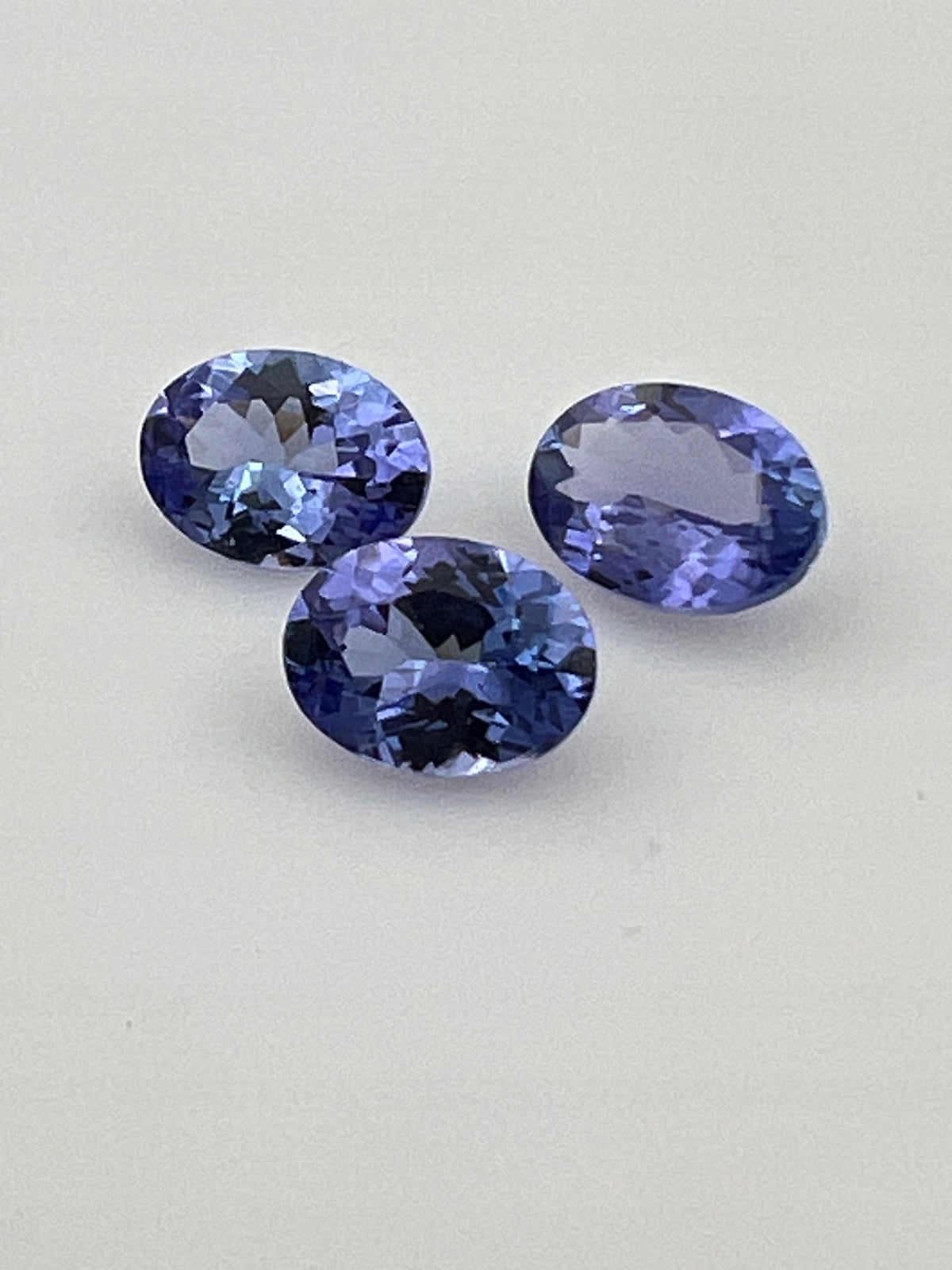 TANZANIT OWAL 8x6 mm