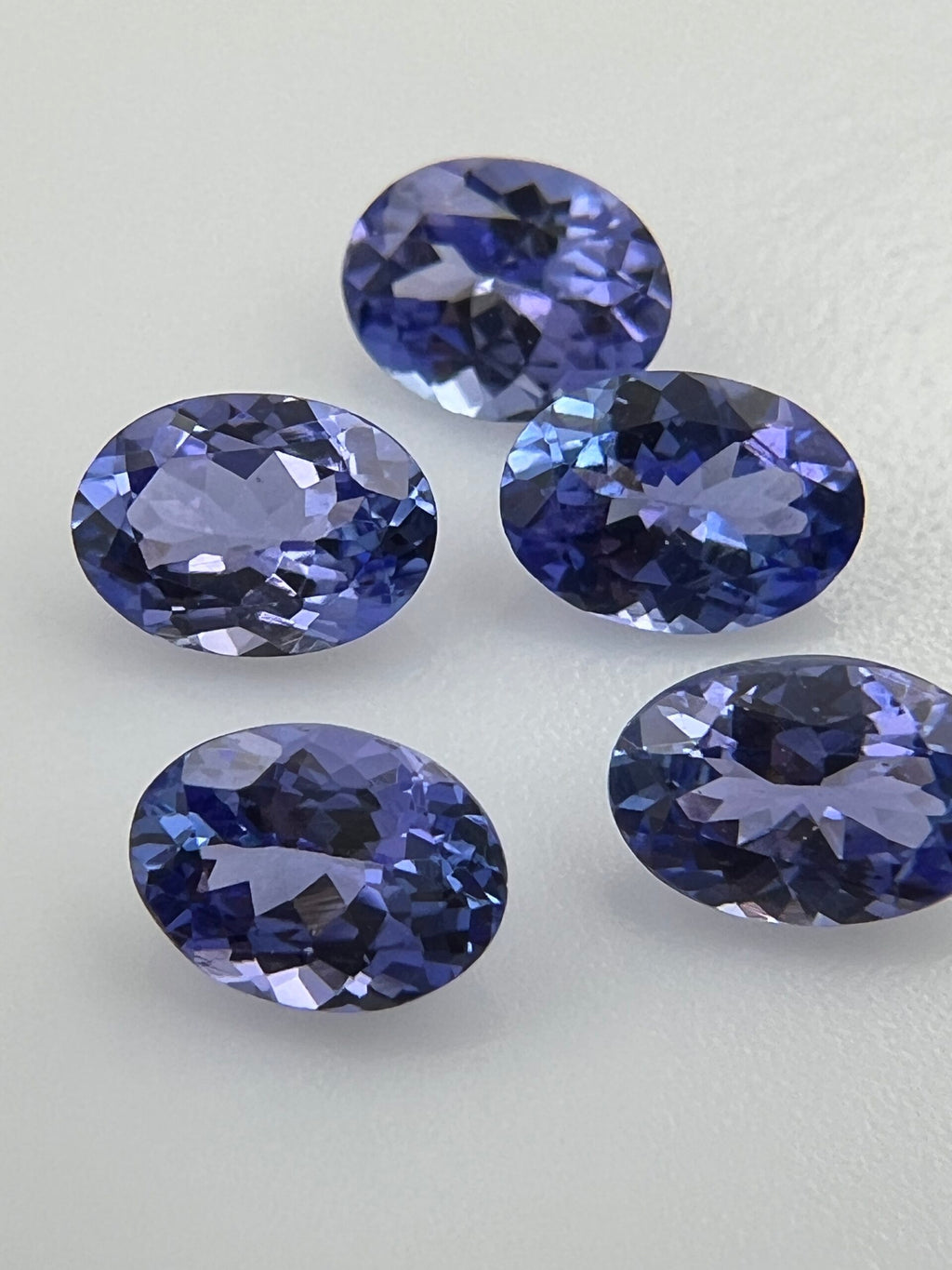 TANZANIT OWAL 7X5 mm
