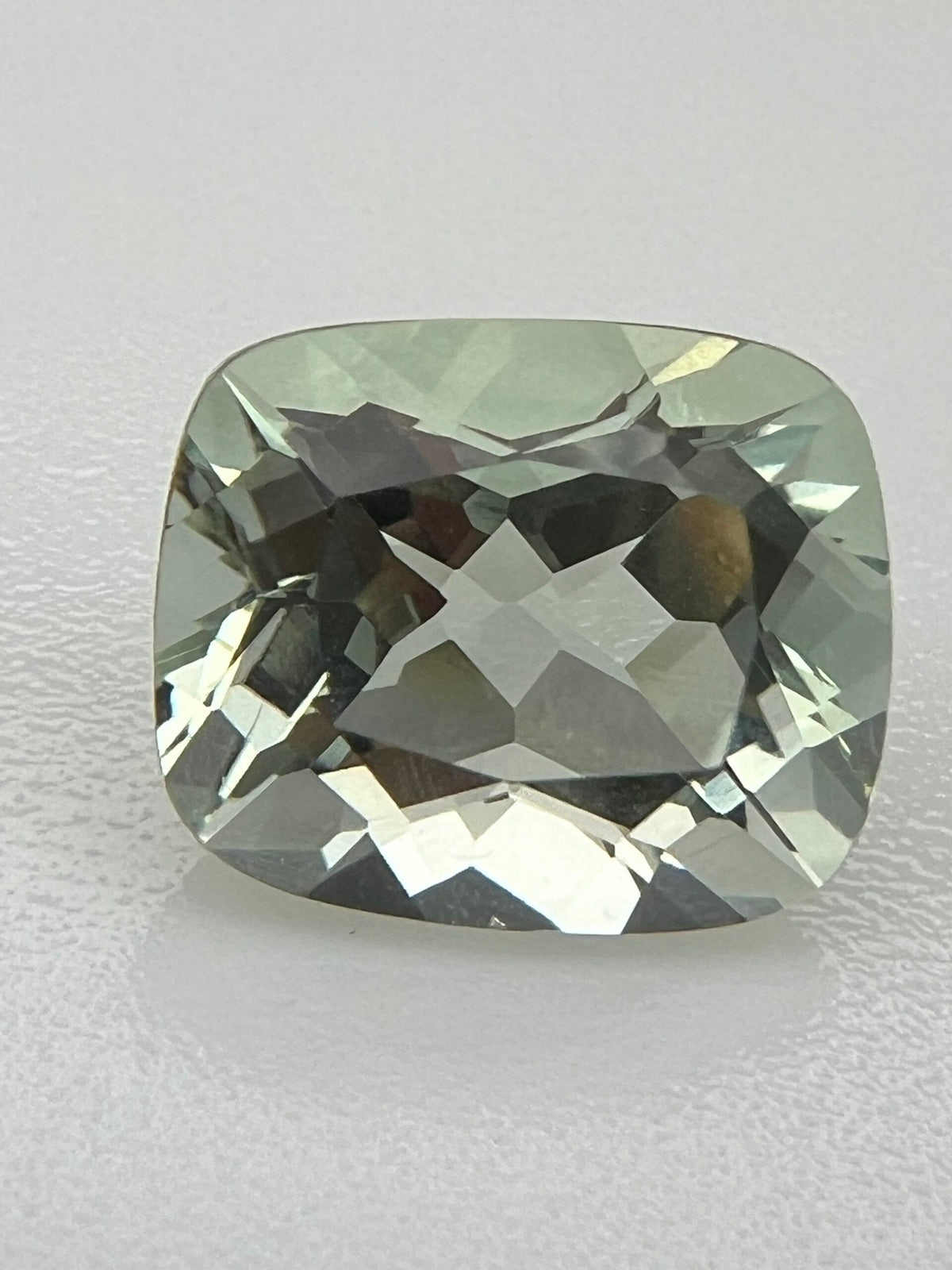 KWARC ZIELONY PODUSZKA 12X10 mm