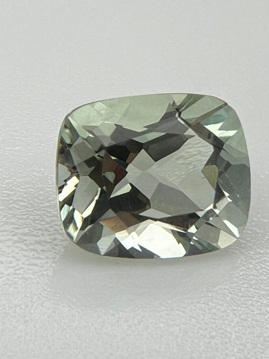 KWARC ZIELONY PODUSZKA 12X10 mm