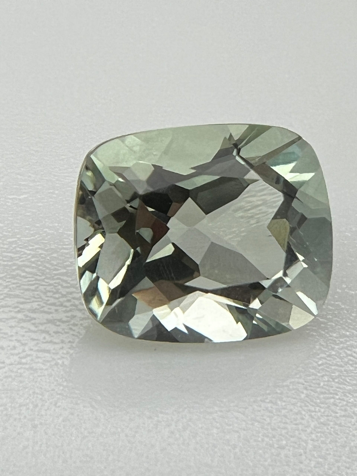 KWARC ZIELONY PODUSZKA 12X10 mm