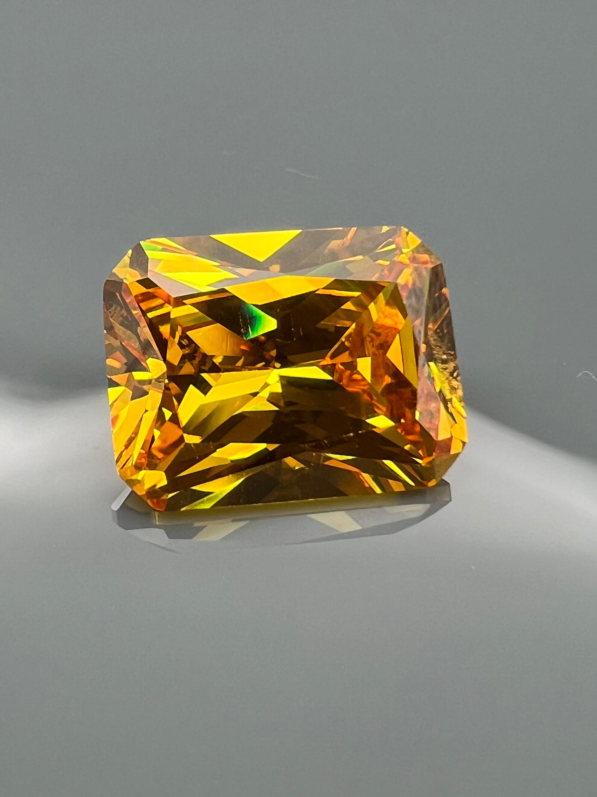 CYRKONIA żółta OŚMIOKĄT 17x13 mm