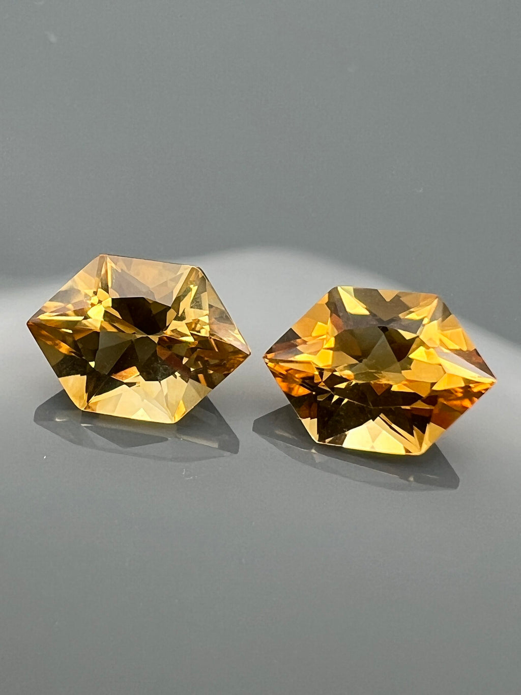 CYTRYN HEXAGON 10x7 mm