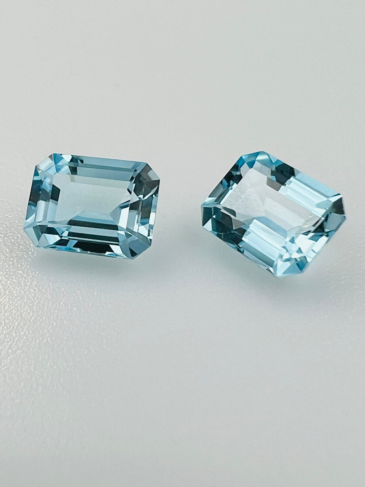 TOPAZ SKY BLUE OŚMIOKĄT 9X7 mm
