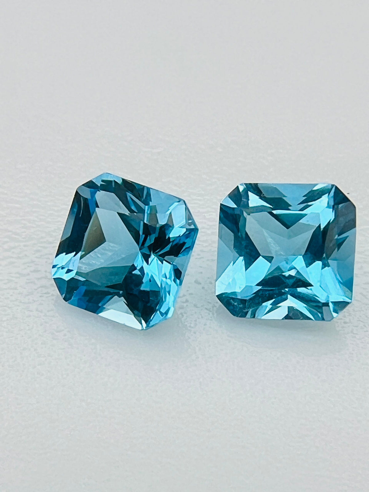 TOPAZ SWISS BLUE OŚMIOKĄT 6,5X6,5