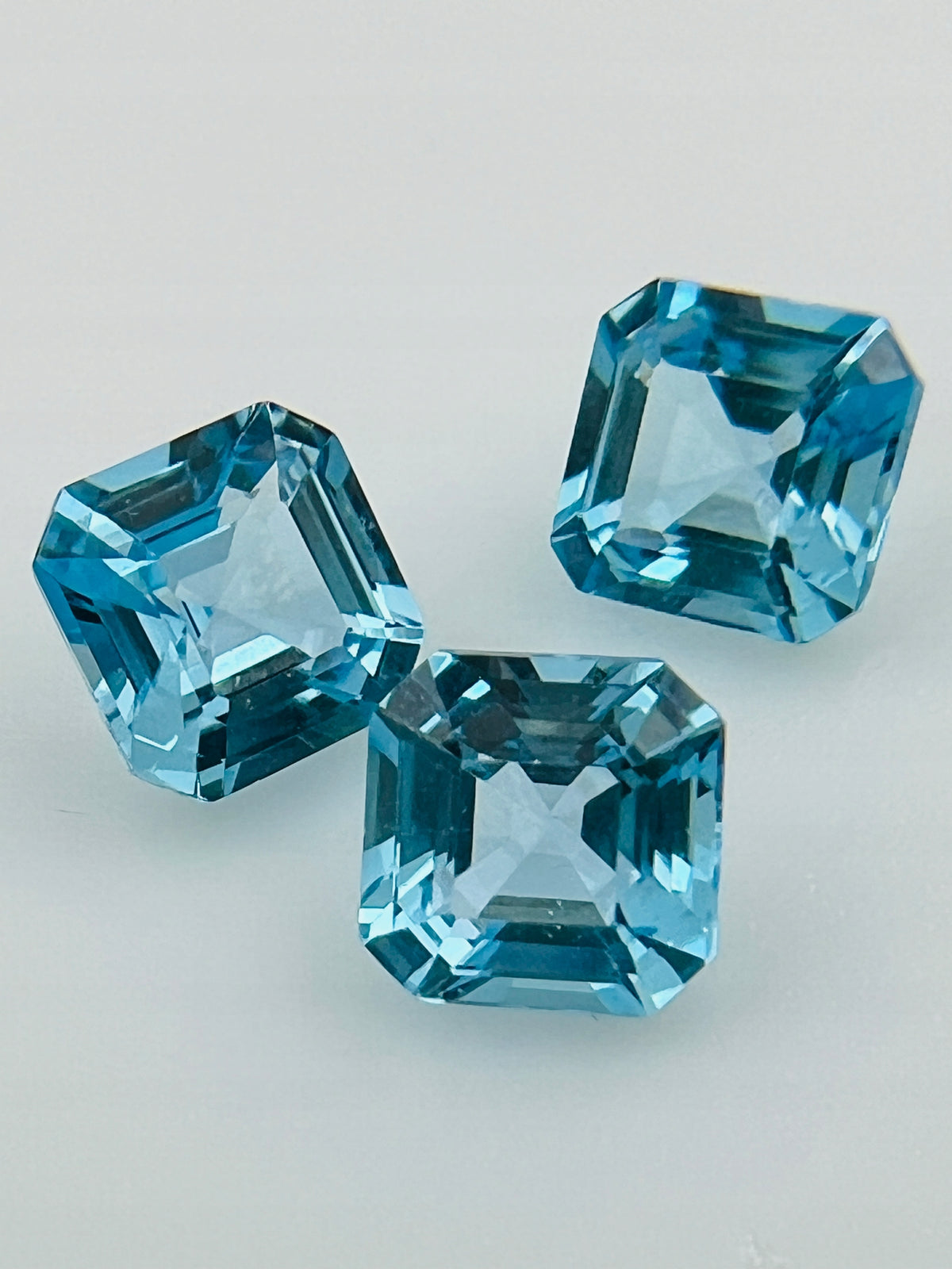 TOPAZ SWISS OŚMIOKĄT ASSCHER 6X6 mm