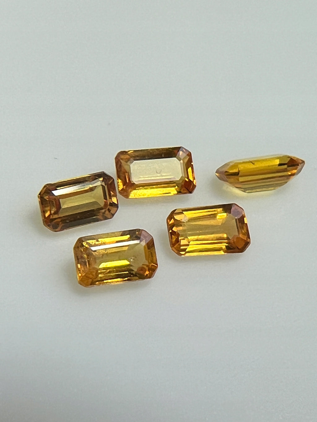 SZAFIR OŚMIOKĄT ŻÓŁTY 5X3 mm