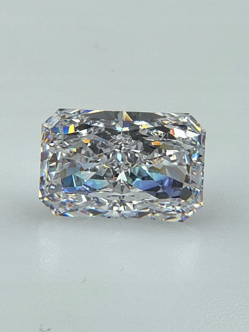 CYRKONIA BIAŁA OŚMIOKĄT 15x10 mm