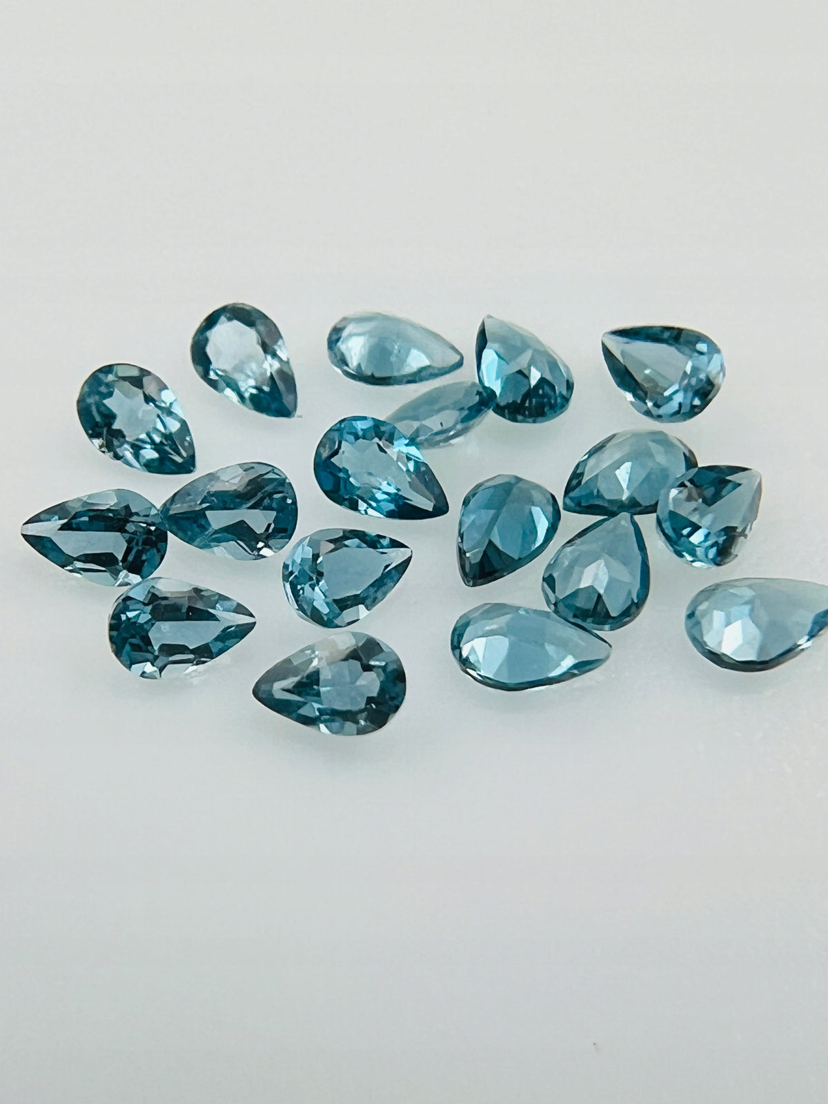TOPAZ LONDON ŁEZKA 3x2 mm