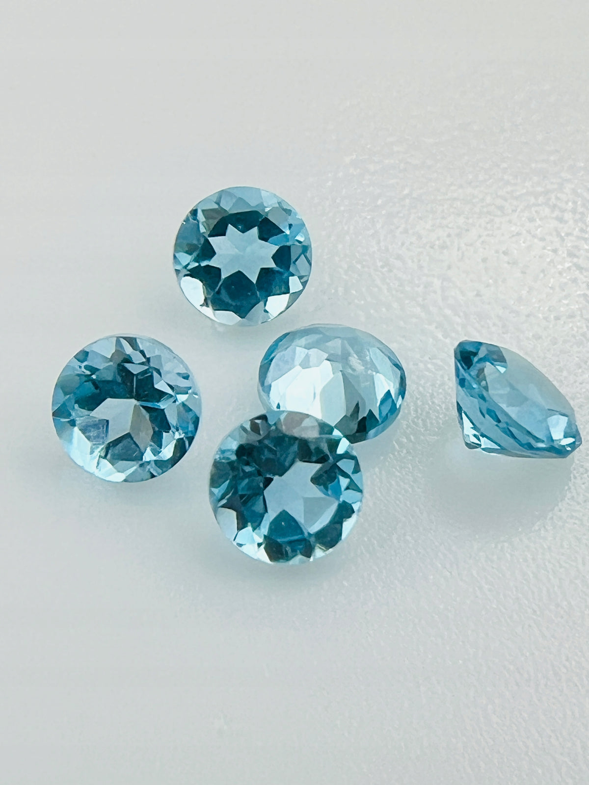 TOPAZ SWISS BLUE 4,5 MM