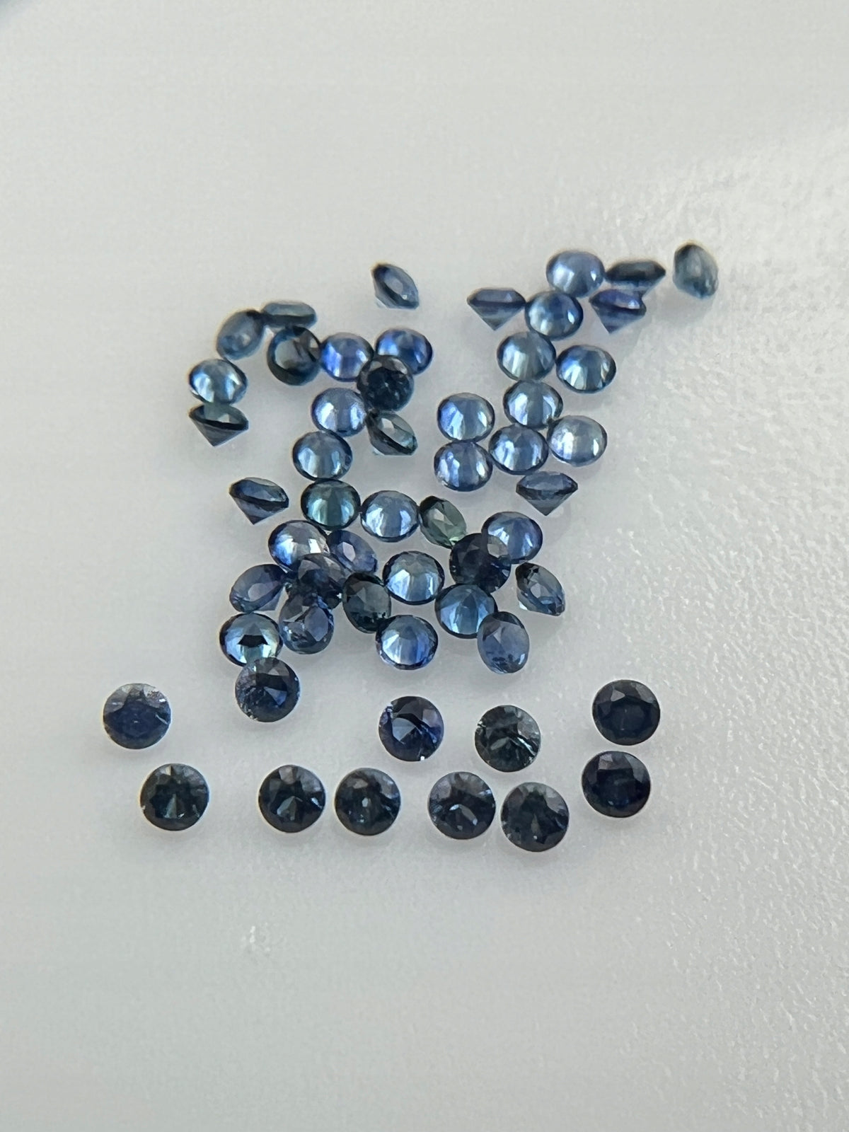 SZAFIR BLUE NATURALNY 1,5 mm SZTUKA