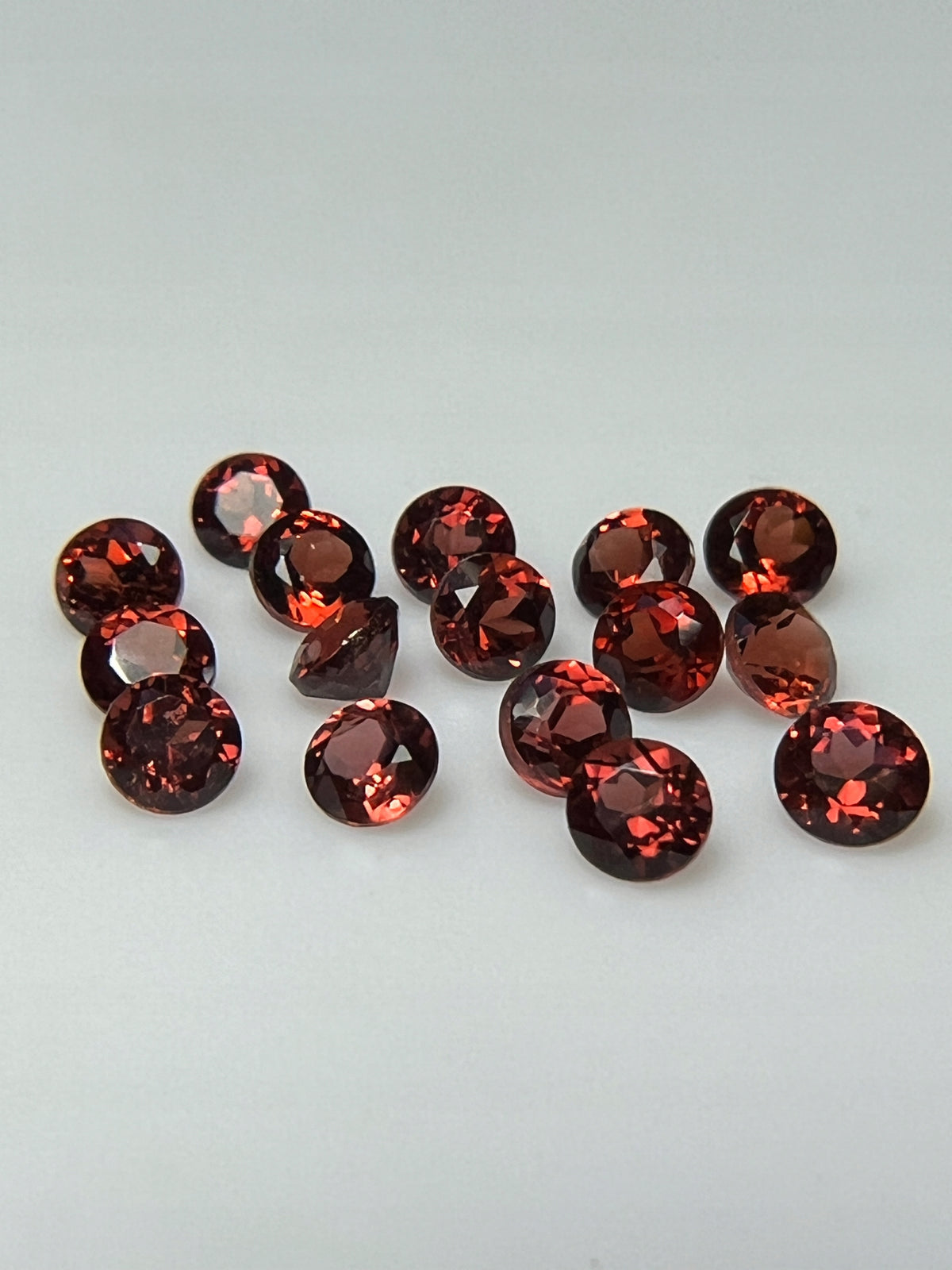 GRANAT czerwony PIROP 3 mm