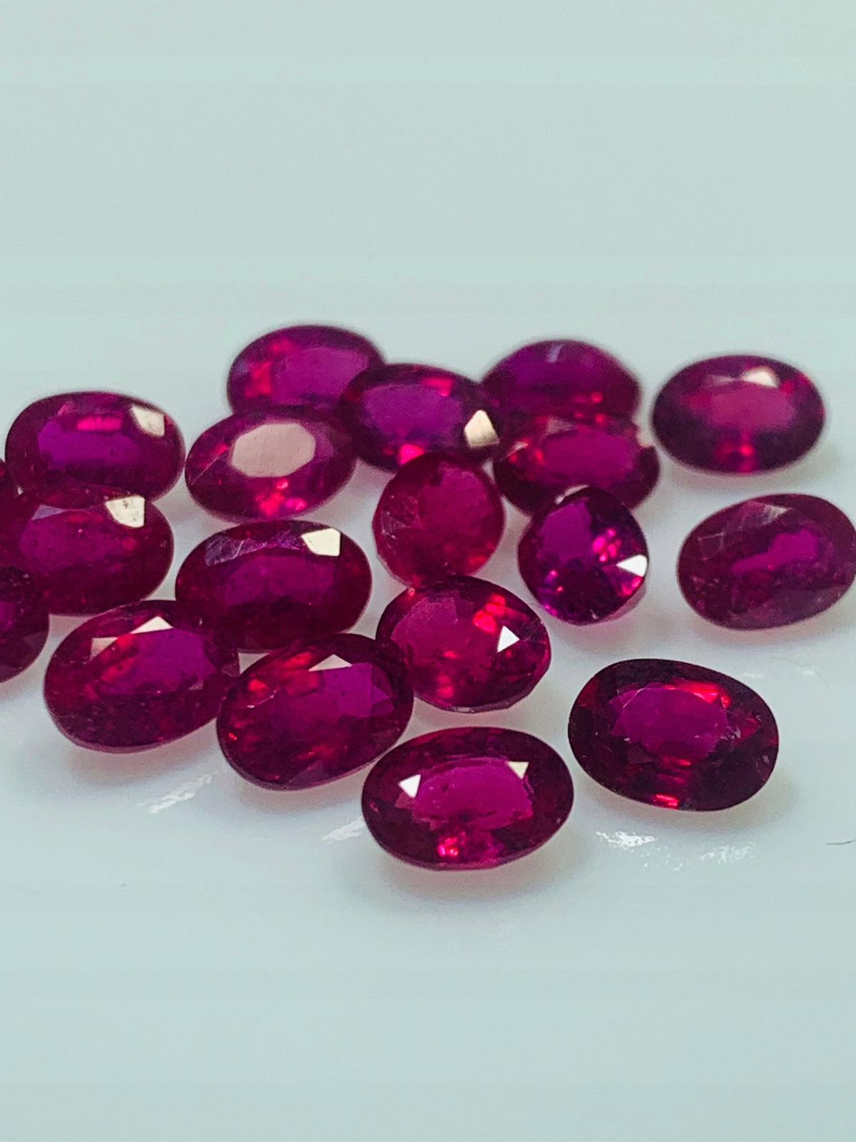 RUBIN OWAL NATURALNY 5X3 mm