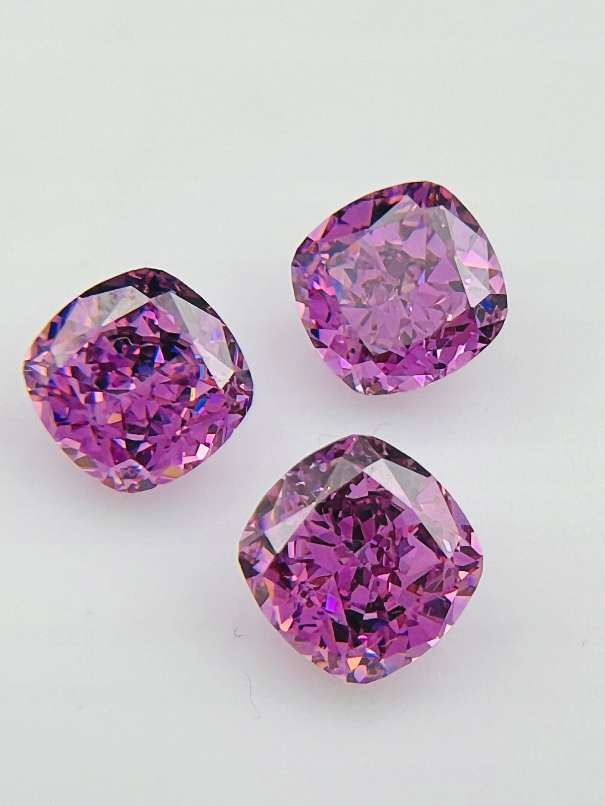 CYRKONIA fioletowa PODUSZKA 10X10 mm