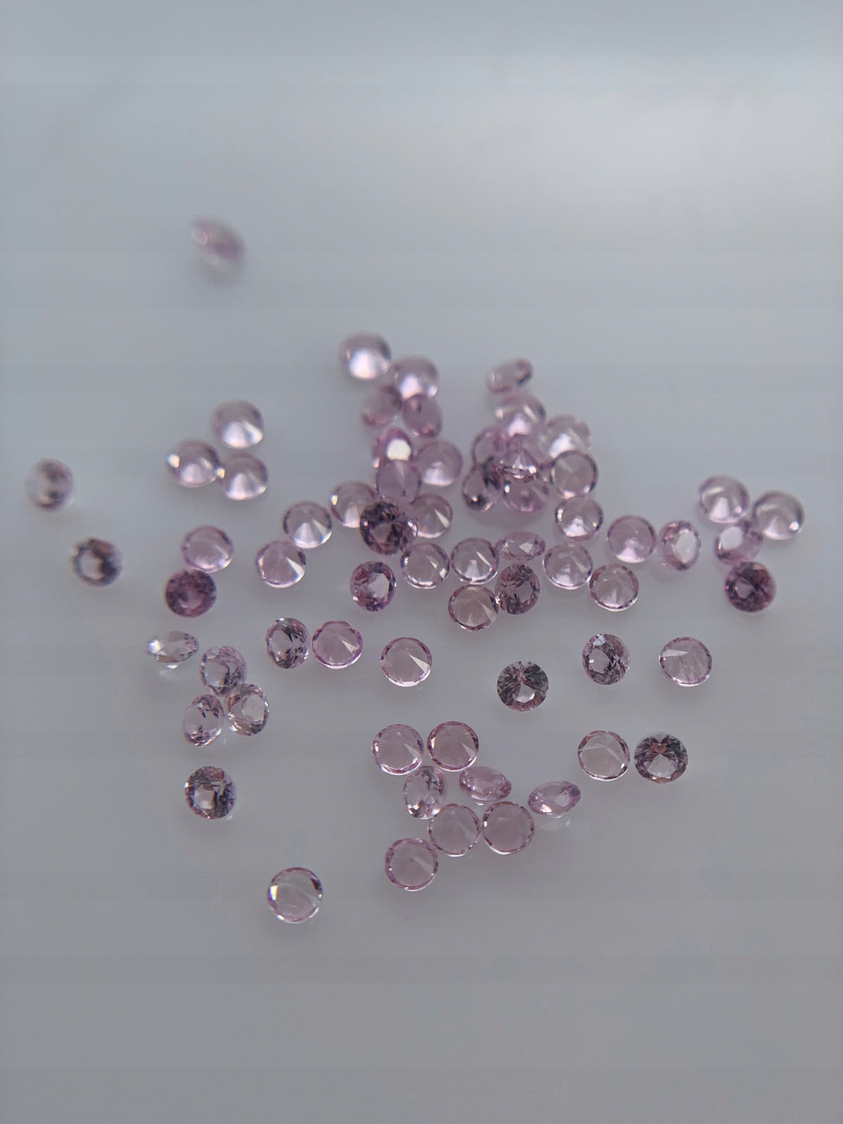 SZAFIR RÓŻOWY NATURALNY O ŚR. 1,7 mm VS SZTUKA!!