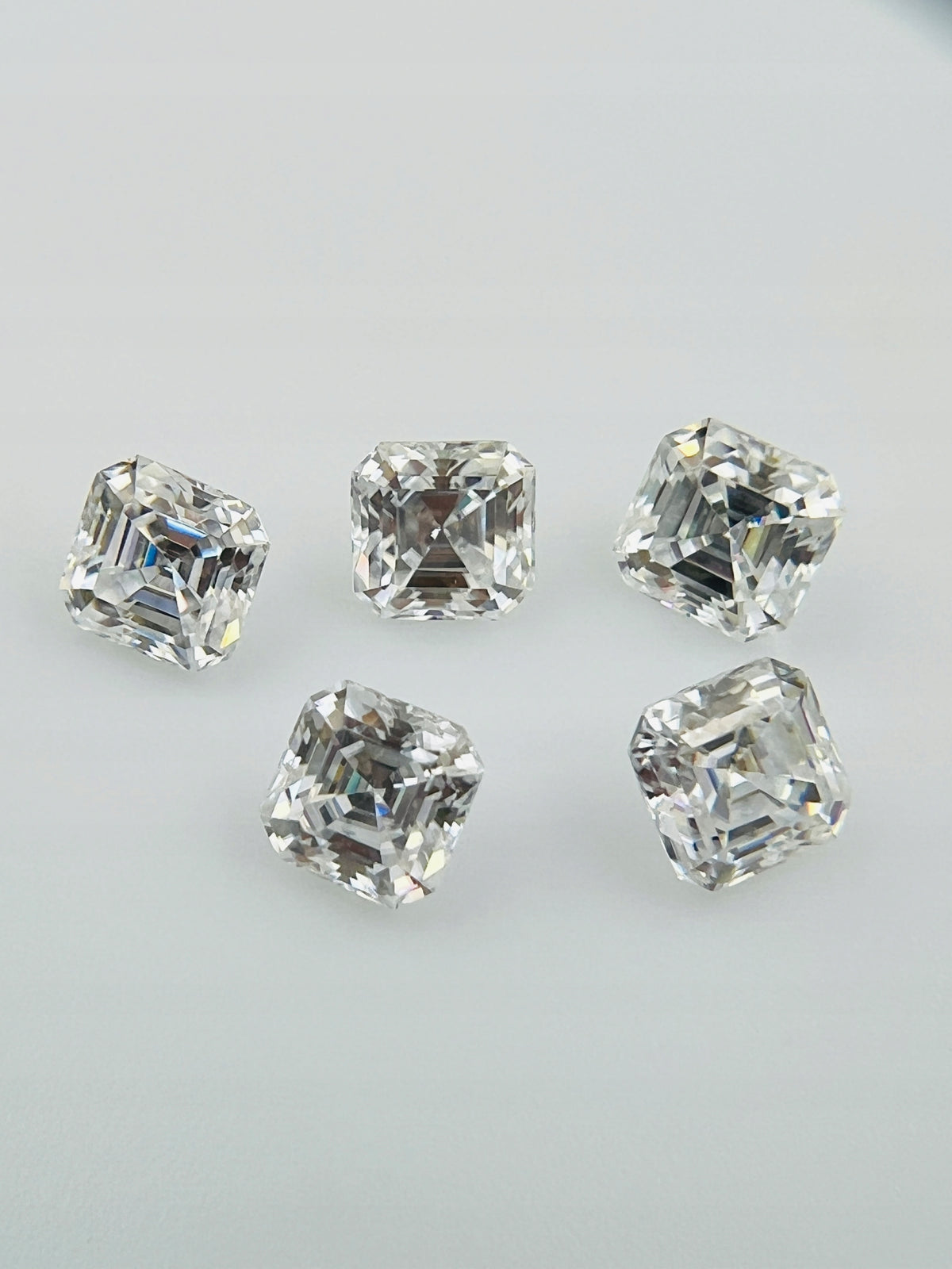 MOISSANIT ASSCHER D/E VVS 5x5 mm