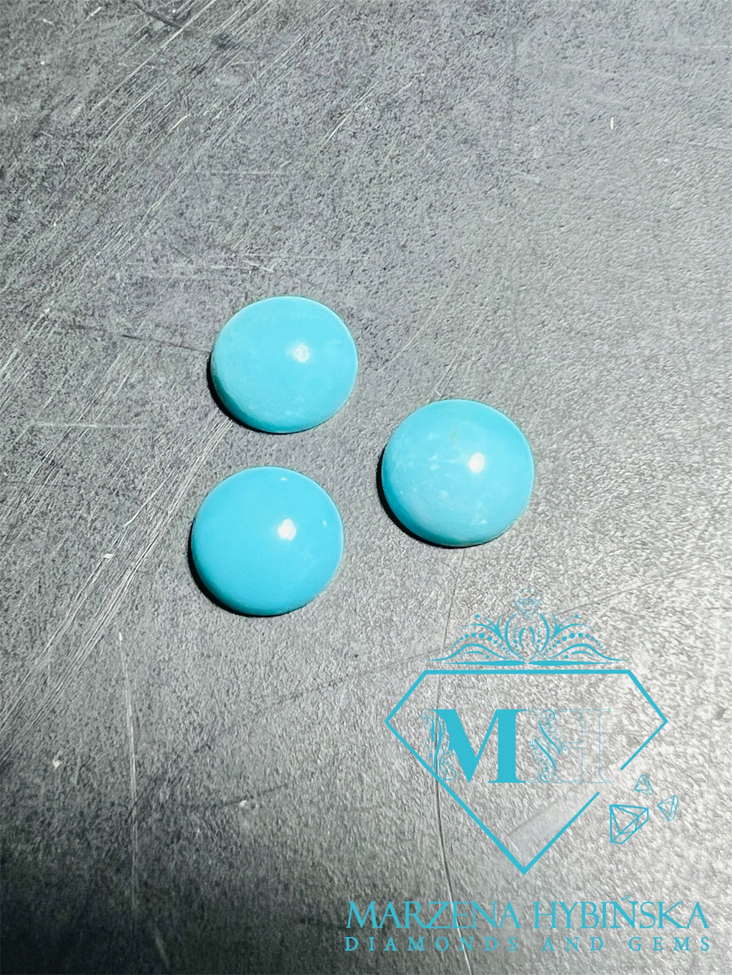 Turkus naturalny kaboszon 8 mm sztuka
