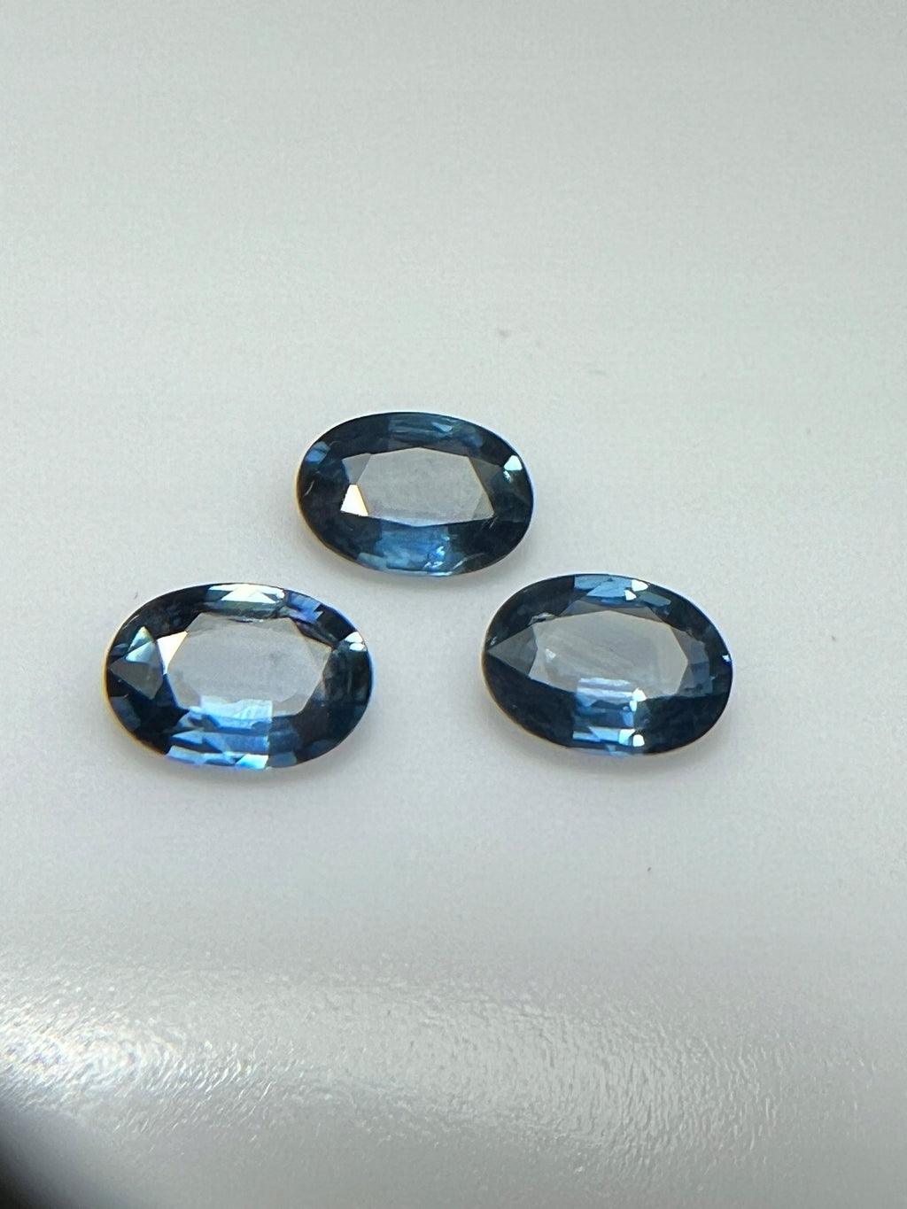 SZAFIR NATURALNY OWAL 7X5 mm