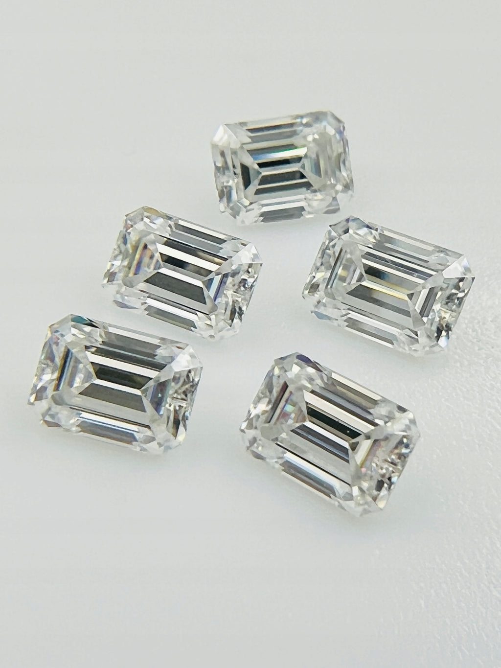 MOISSANIT OŚMIOKĄT 7x5 mm D/VVS