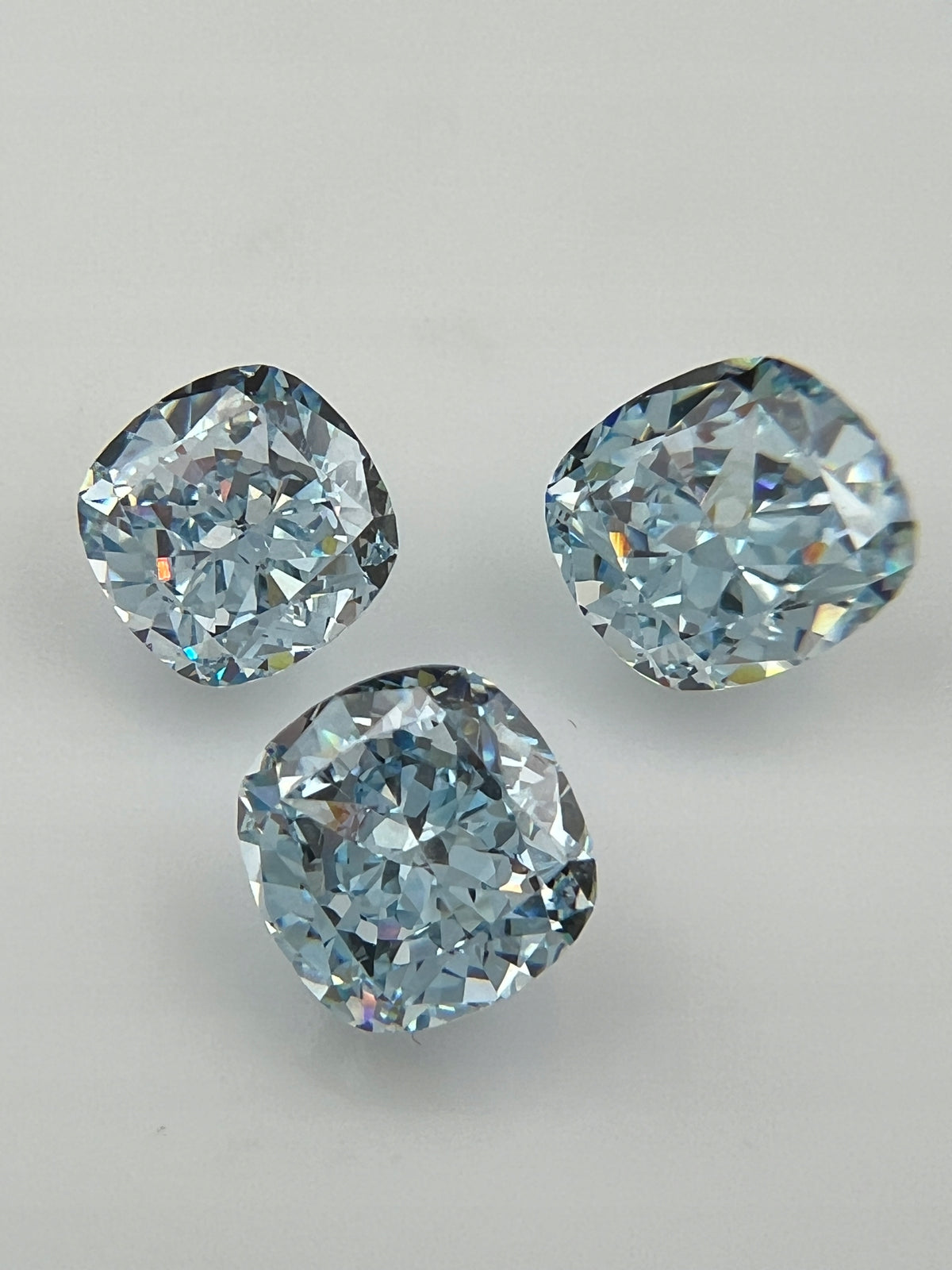 CYRKONIA AKWAMARYN PODUSZKA 10x10 mm