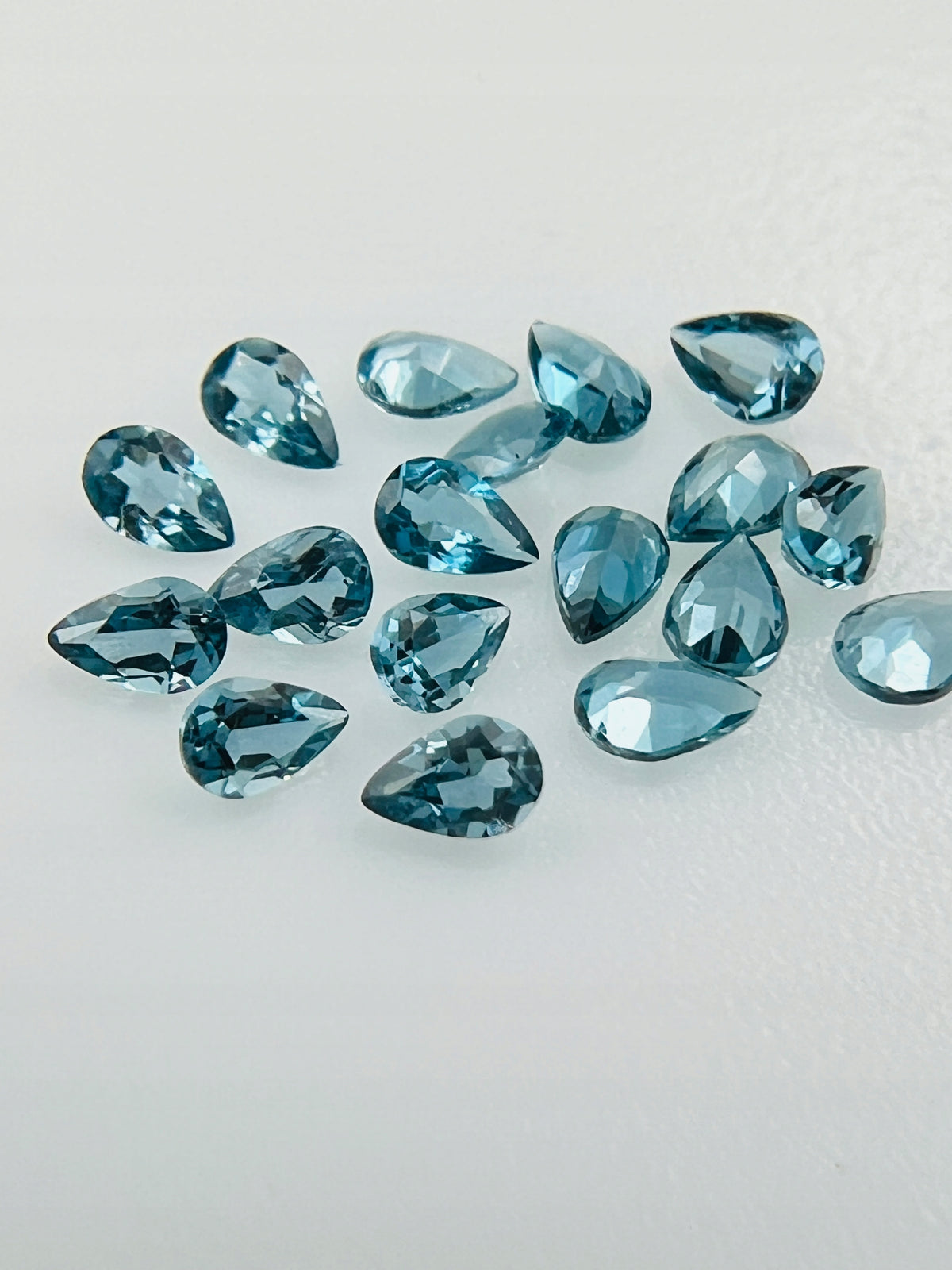 TOPAZ LONDON ŁEZKA 3x2 mm