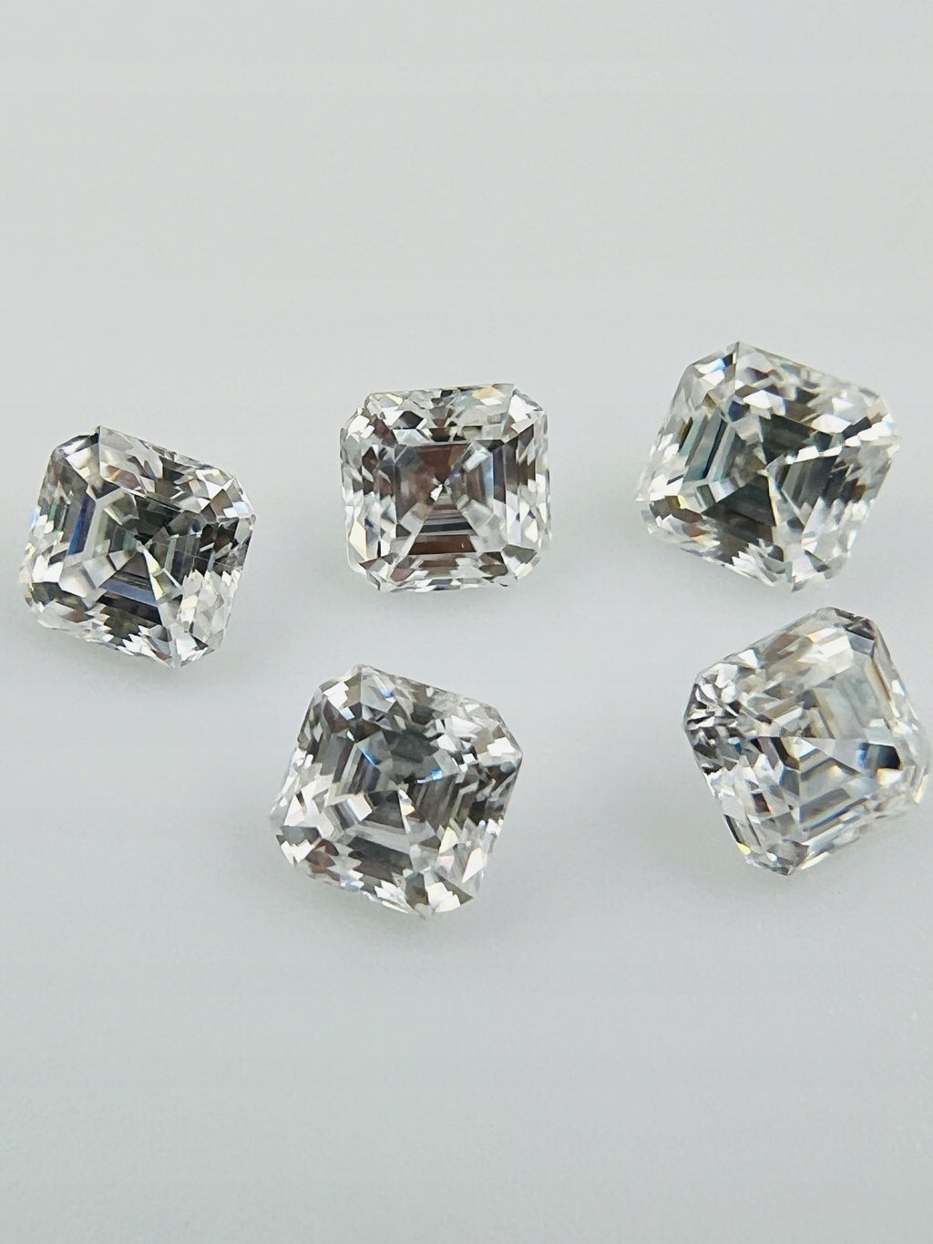 MOISSANIT ASSCHER D/E VVS 5x5 mm