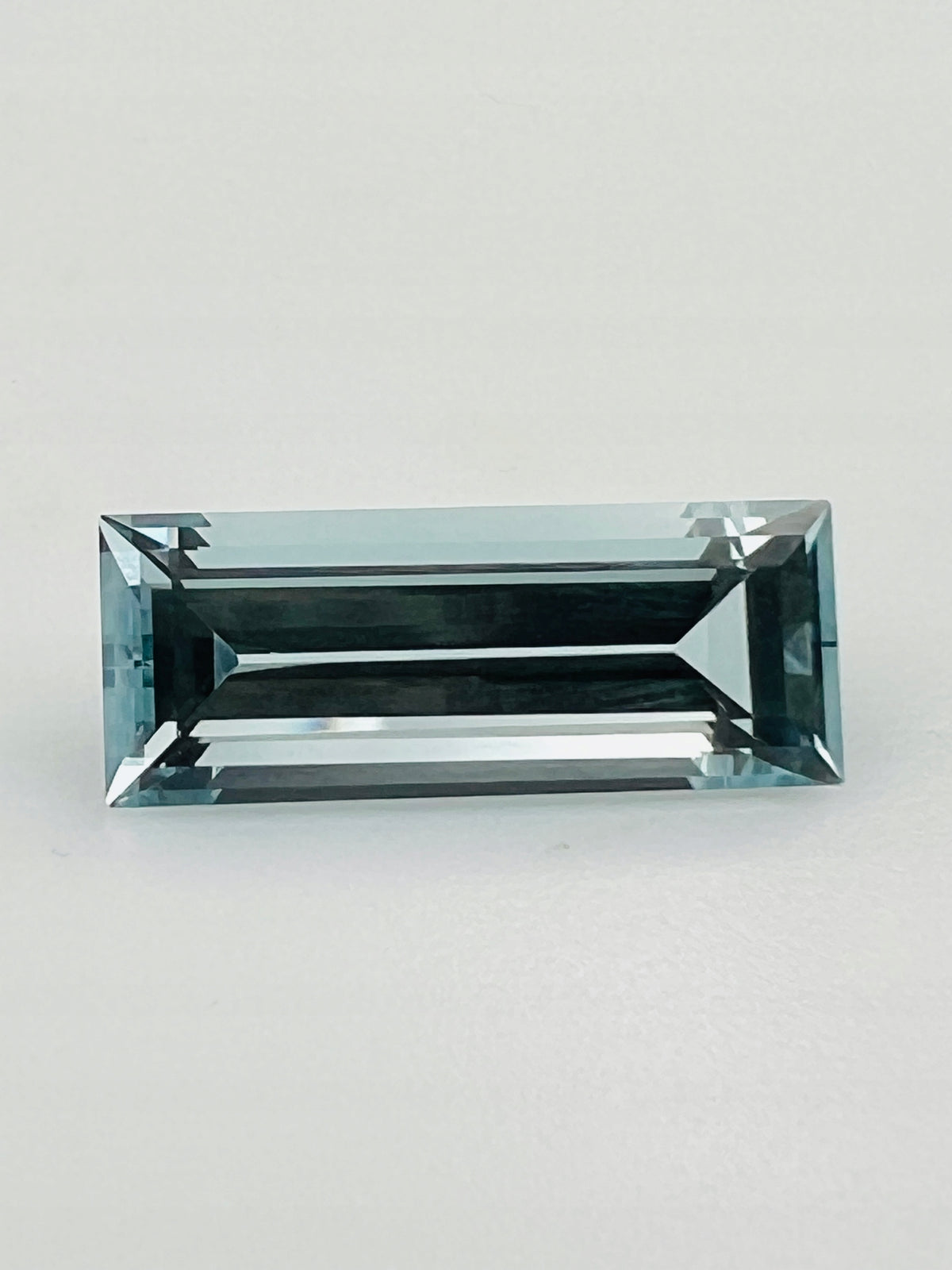TOPAZ SKY BAGIETKA 23,7x9,3 mm
