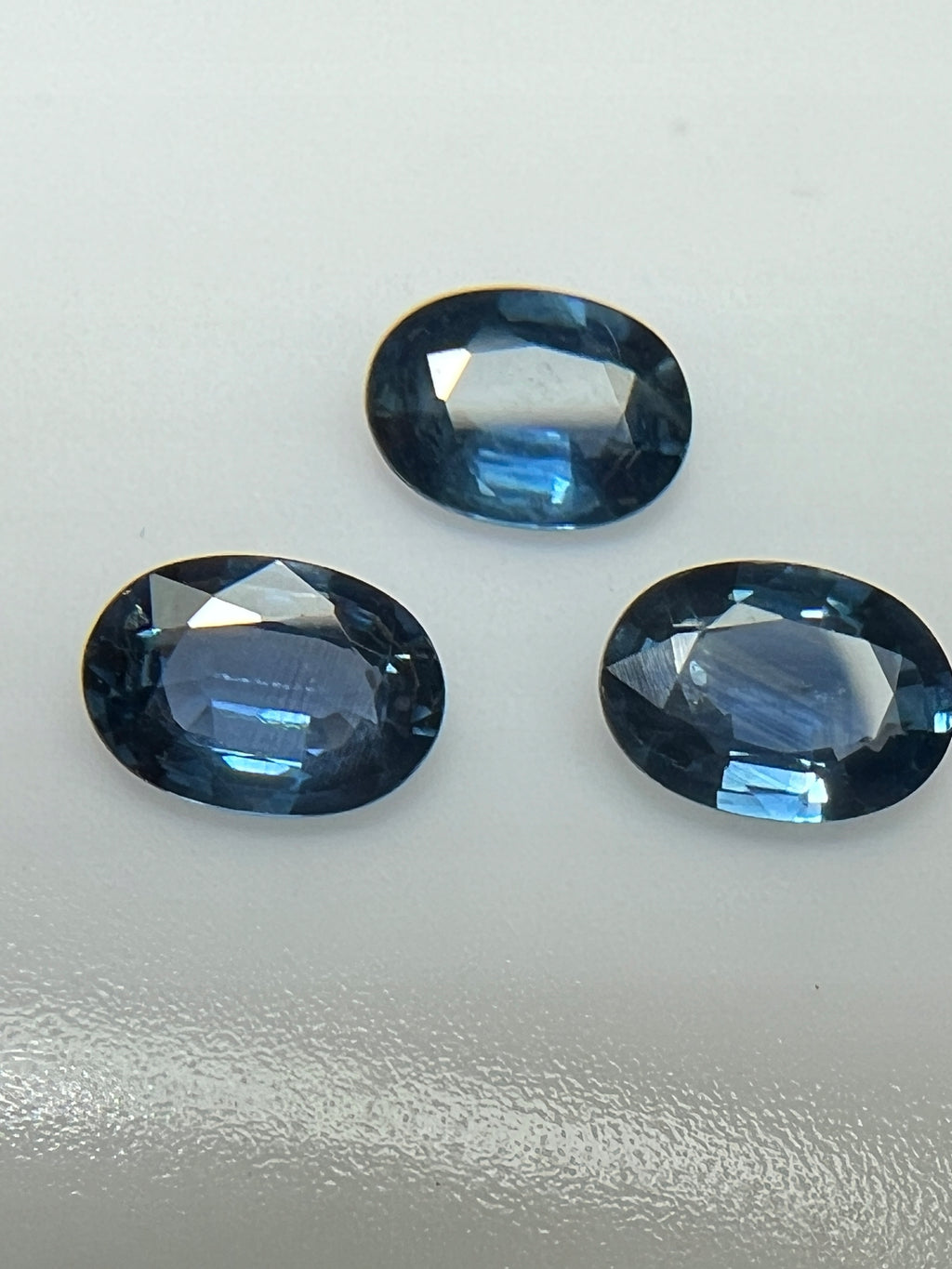 SZAFIR NATURALNY OWAL 7X5 mm