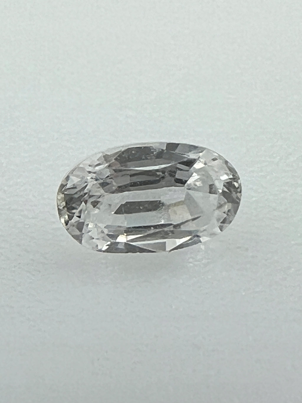 SZAFIR BIAŁY OWAL 5X3 mm
