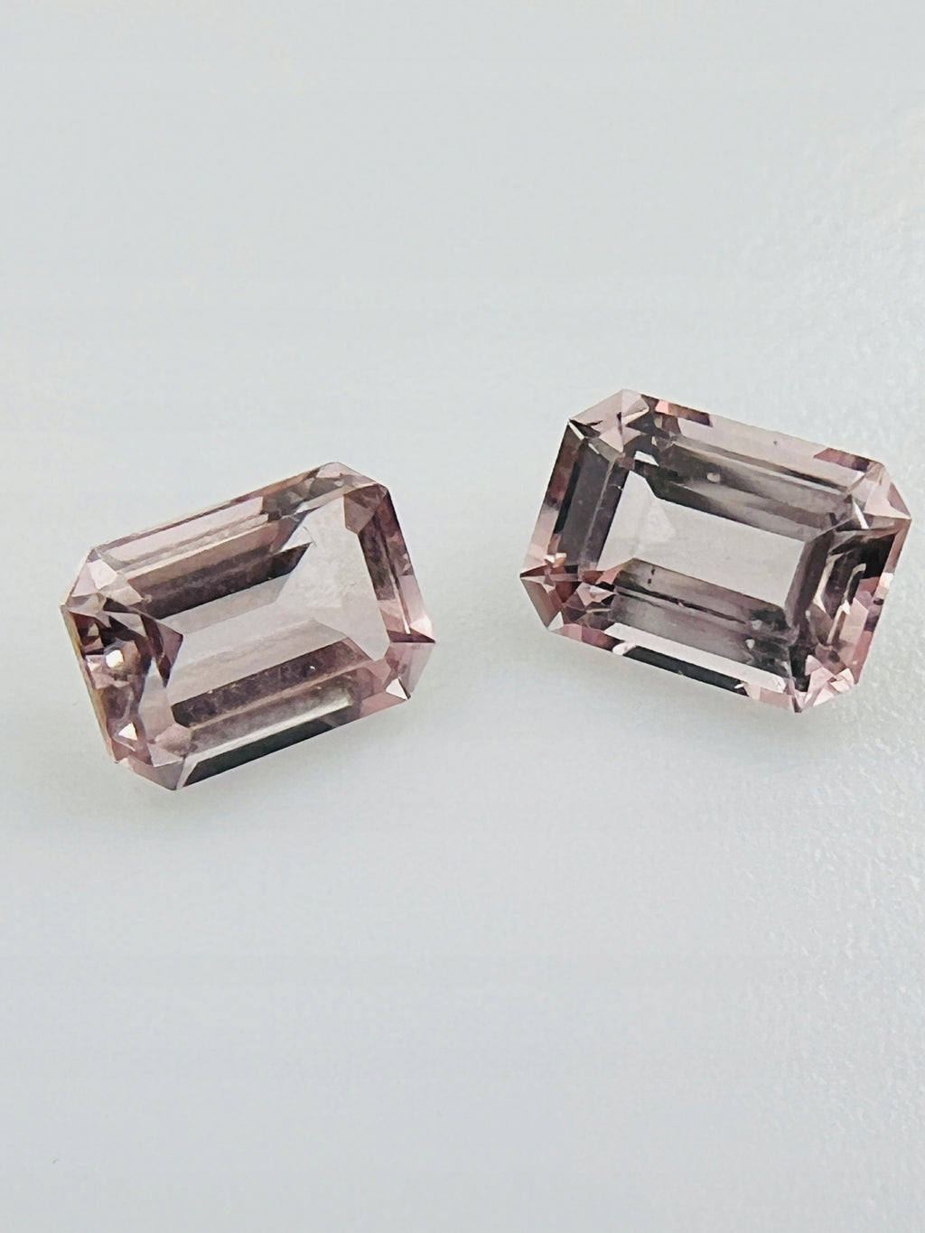 Morganit różowy OŚMIOKĄT 7X5 mm