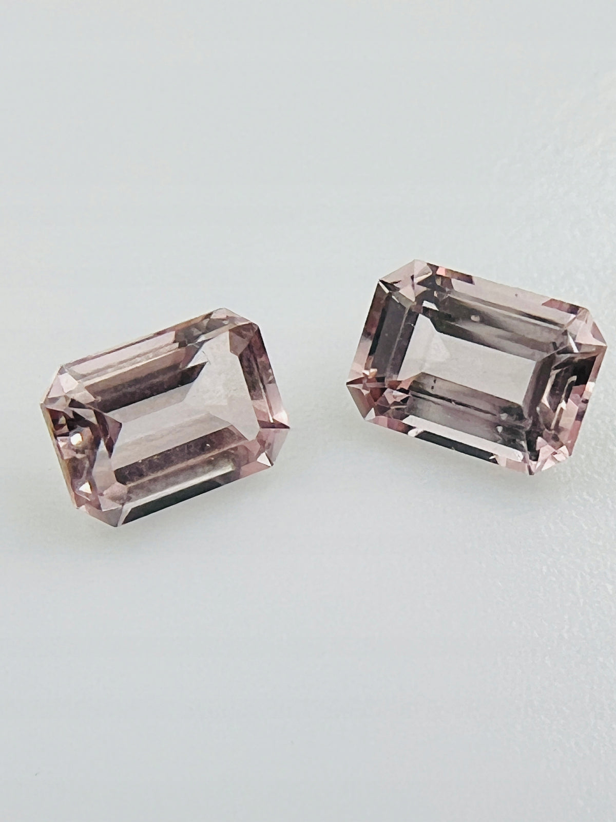 Morganit różowy OŚMIOKĄT 7X5 mm