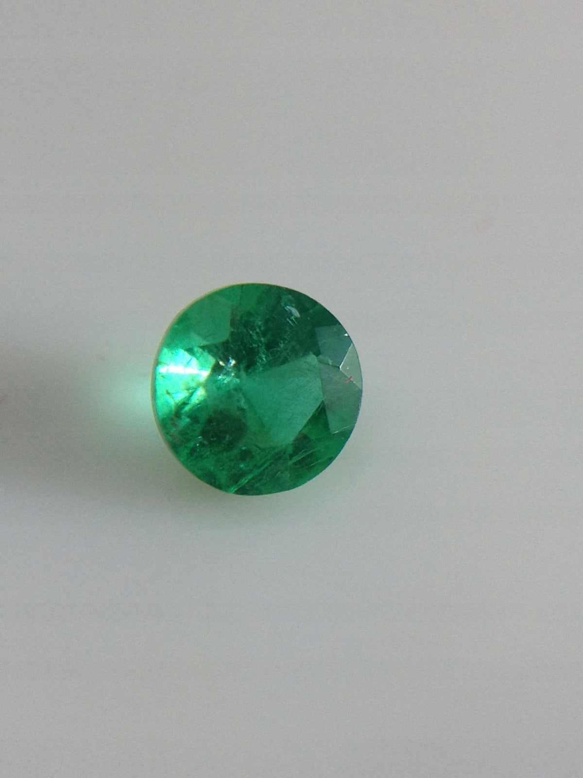 SZMARAGD NATURALNY 1,6-1,7 mm