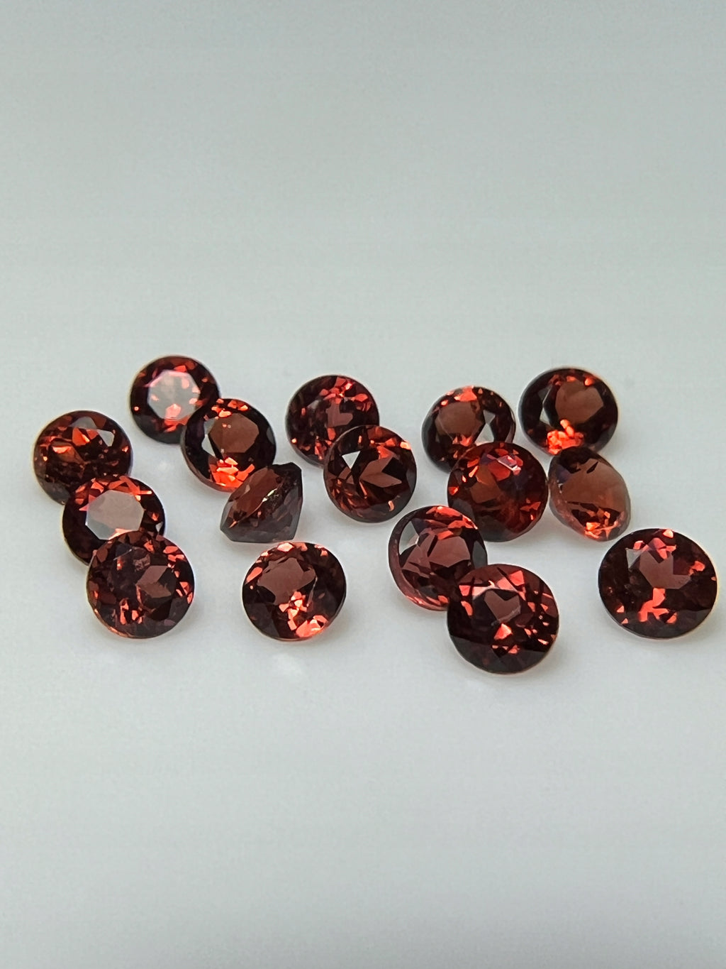 GRANAT czerwony PIROP 3 mm
