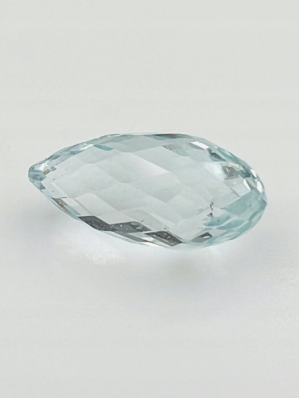 TOPAZ SKY KROPLA 27,76 CT