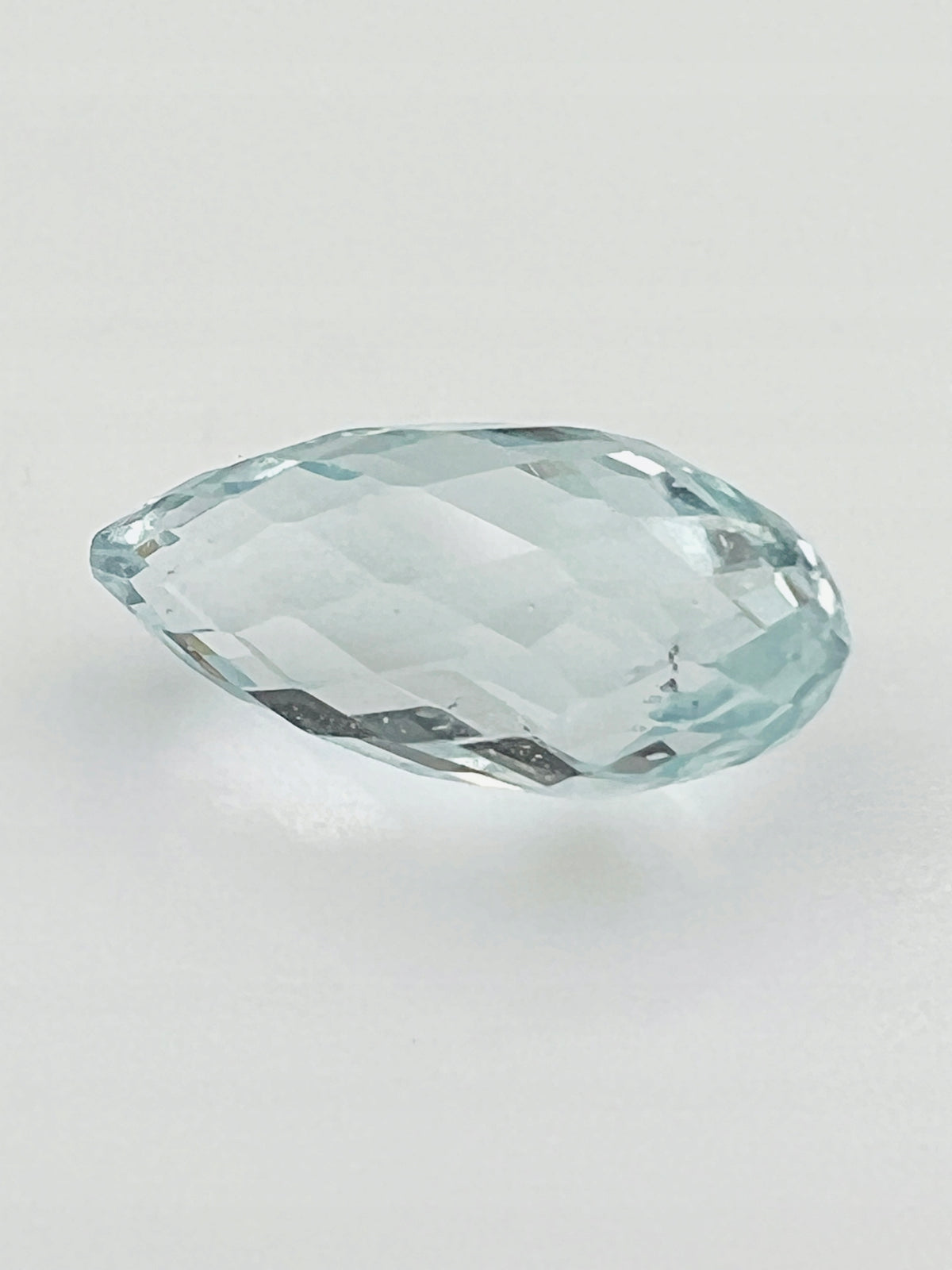 TOPAZ SKY KROPLA 27,76 CT