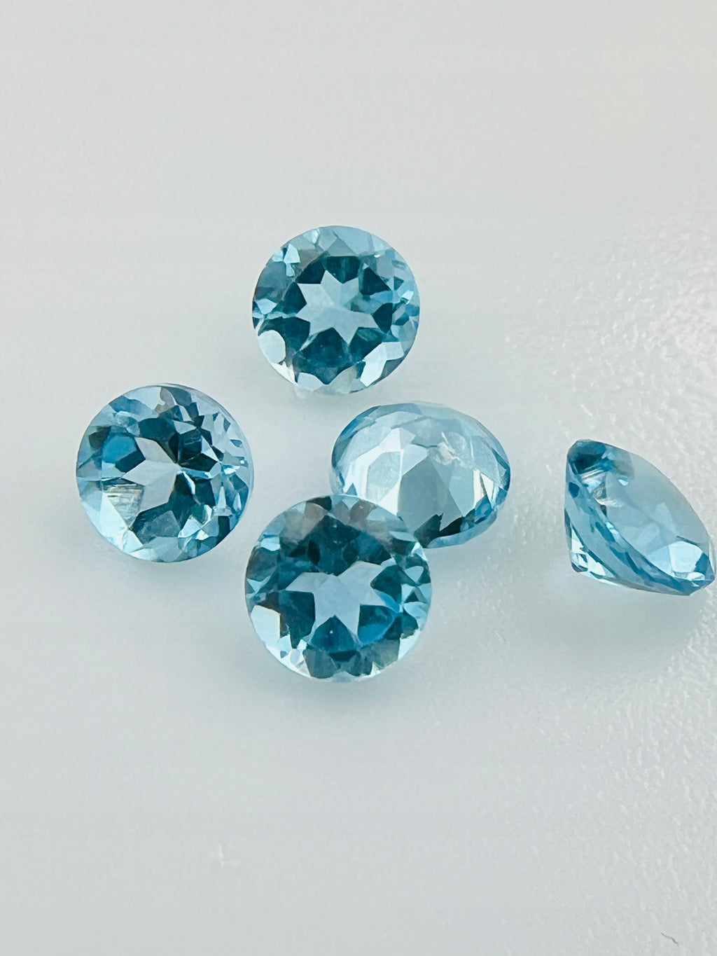 TOPAZ SWISS BLUE 4,5 MM