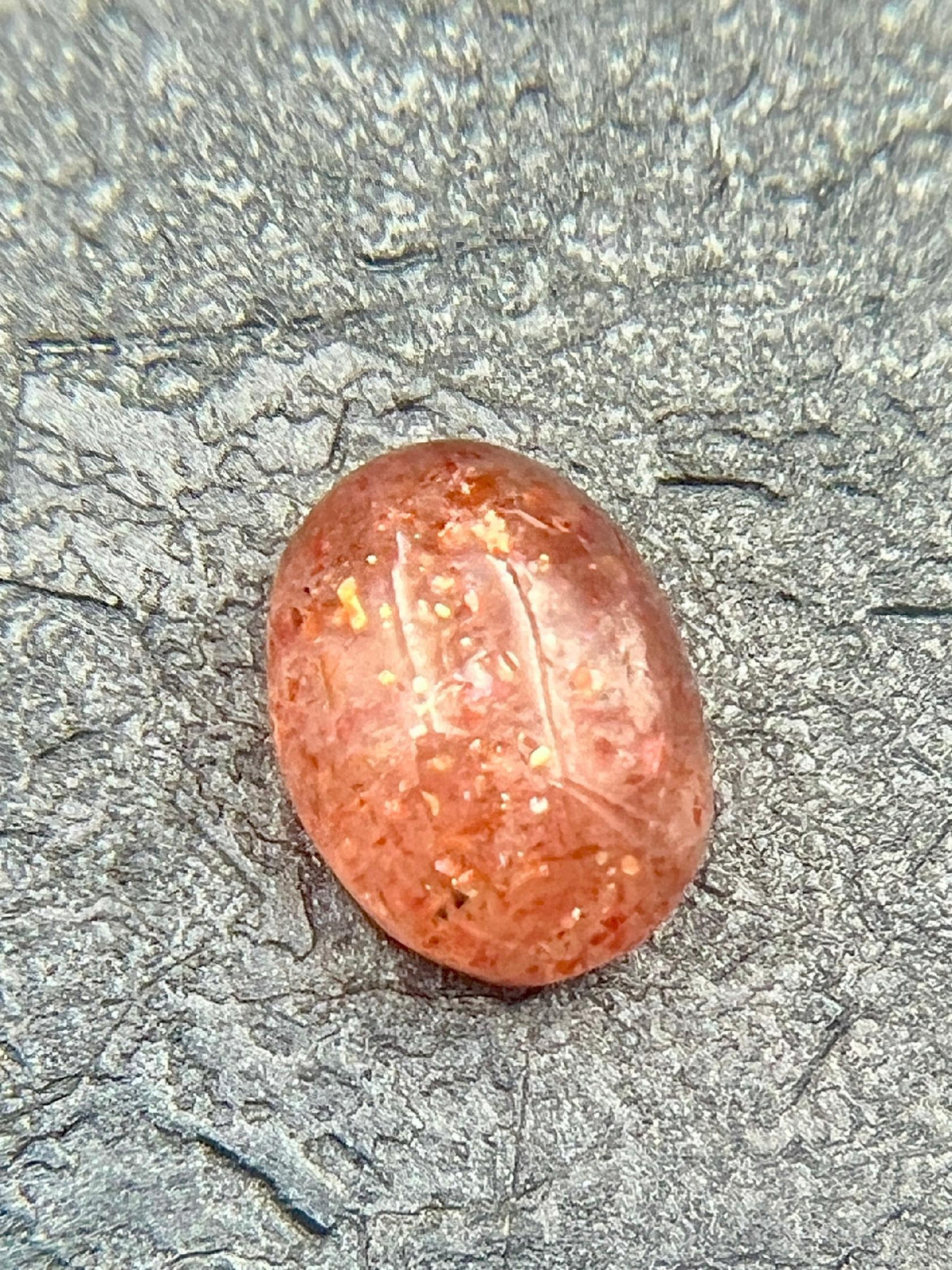 KAMIEŃ SŁONECZNY OWAL 12,8X9,9 mm