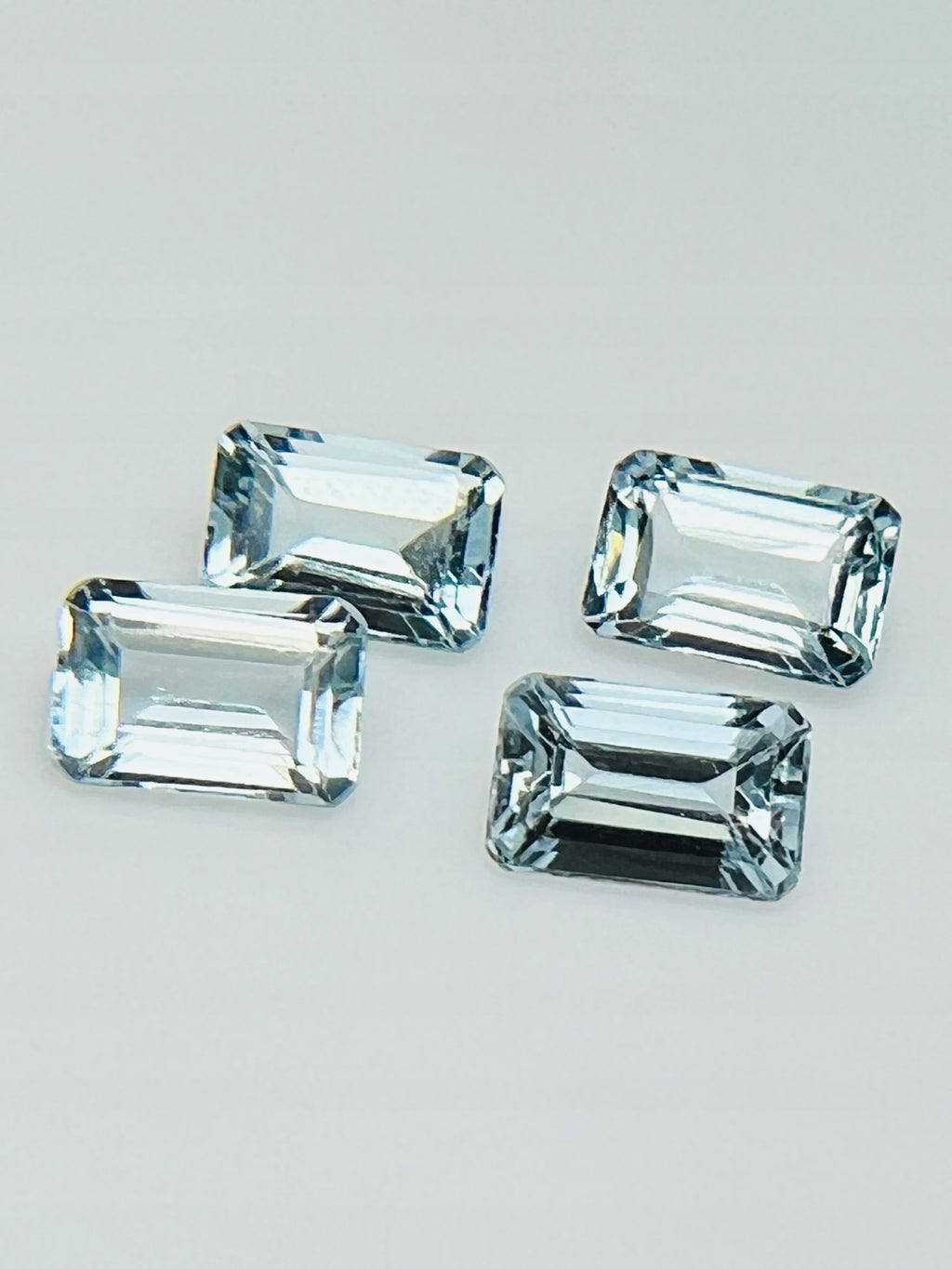 AKWAMARYN OŚMIOKĄT 6X4 mm sztuka
