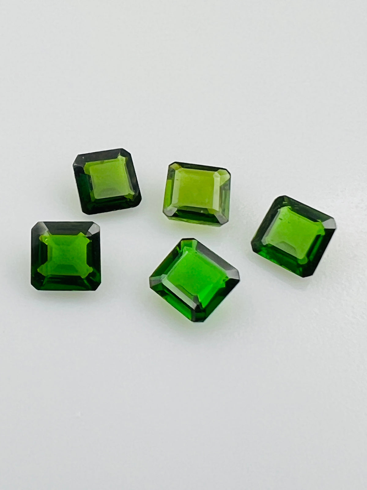 DIOPSYD ASSCHER 6X6 mm
