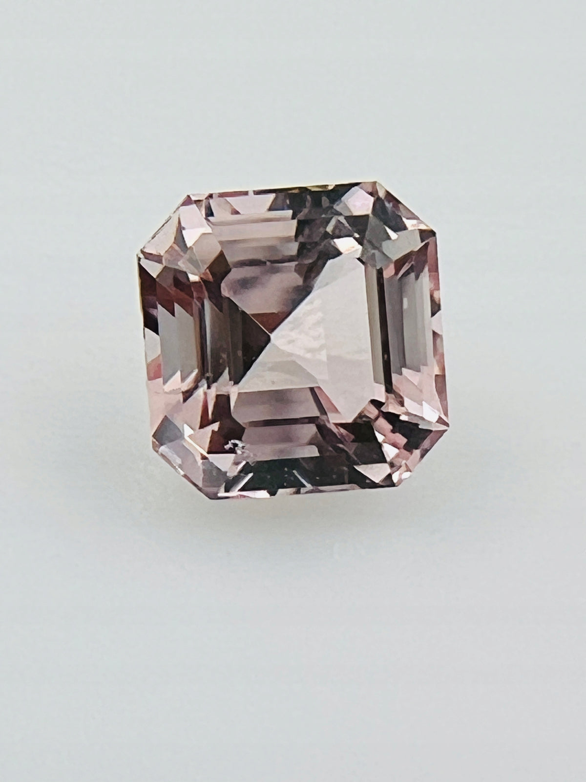 Morganit różowy OŚMIOKĄT 6x6 mm