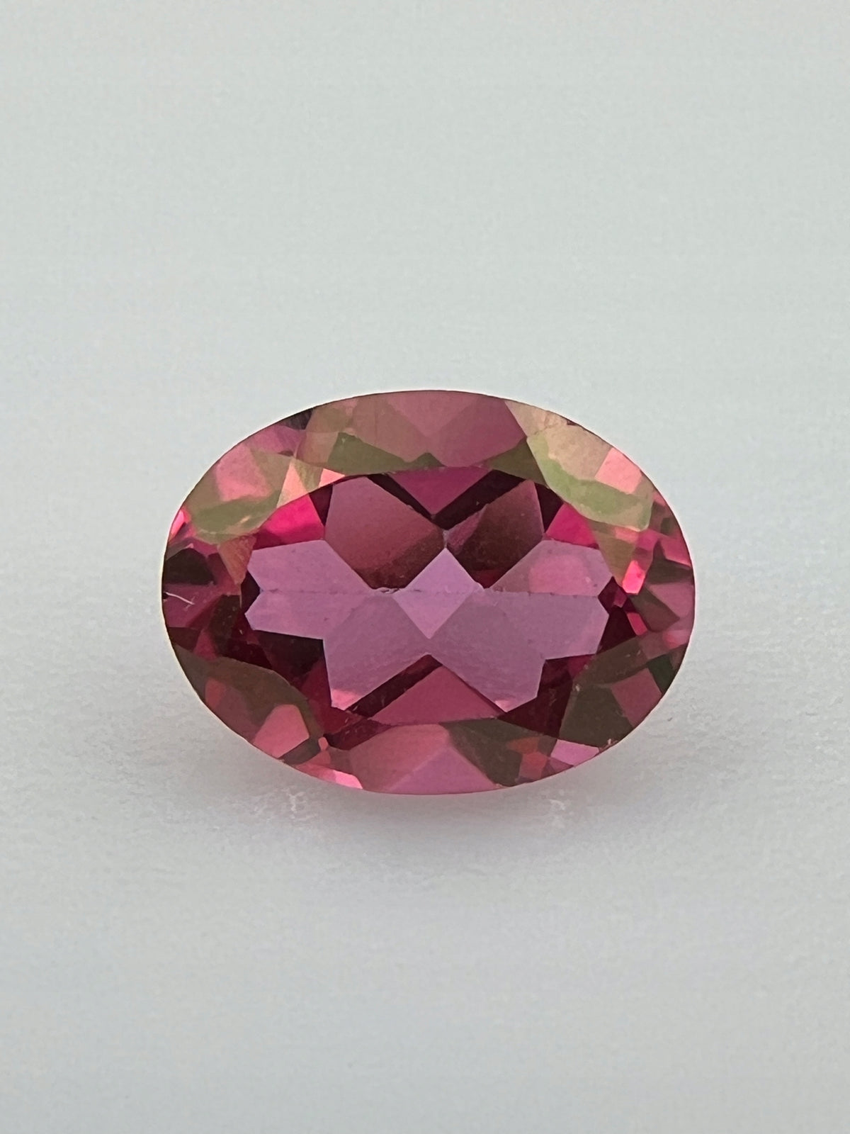 TOPAZ RÓŻOWY OWAL 8x6 MM