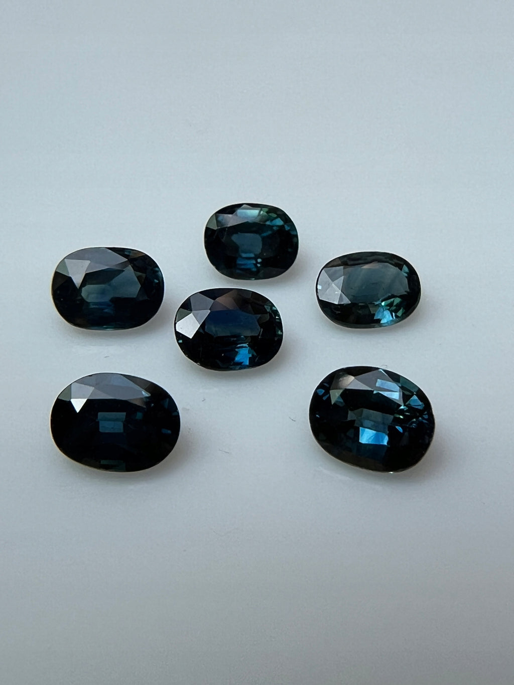 SZAFIR NATURALNY OWAL 6X4,5 mm