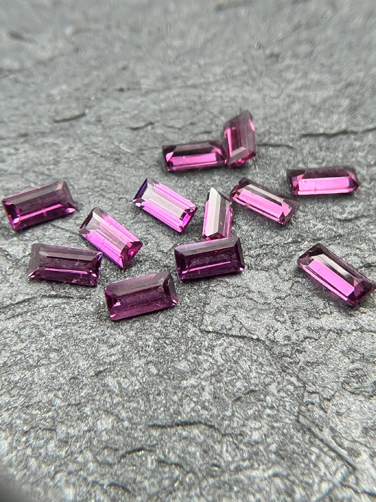 GRANAT RODOLIT BAGIETKA 4X2 mm