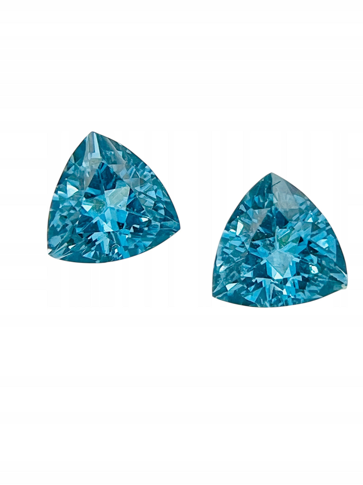 TOPAZ SWISS TRILLION 6X6 mm
