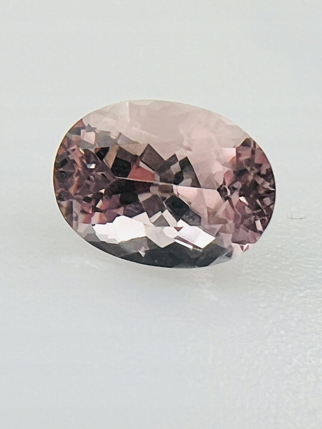 Morganit różowy owal 8x6 mm