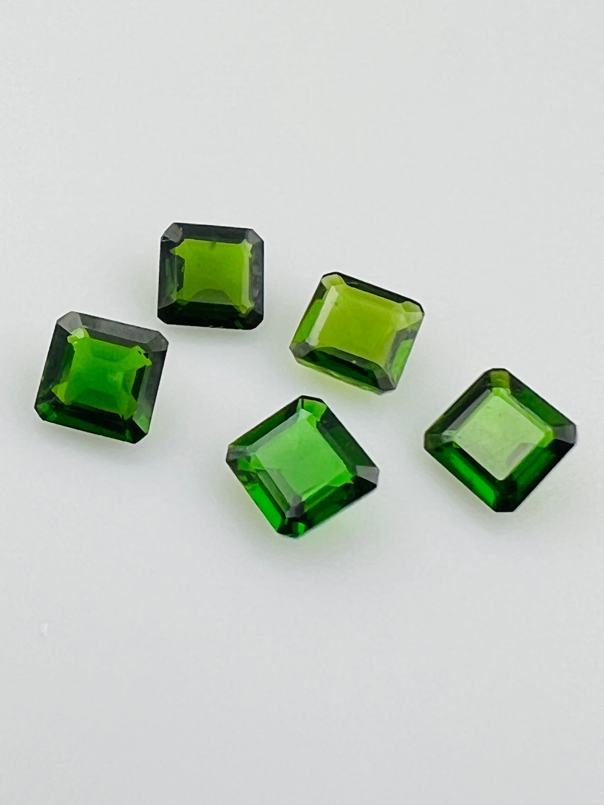 DIOPSYD ASSCHER 6X6 mm